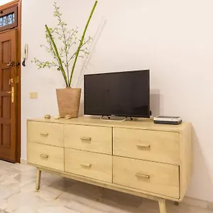 Tgh/ Centro Carreteria Apartament Malaga
